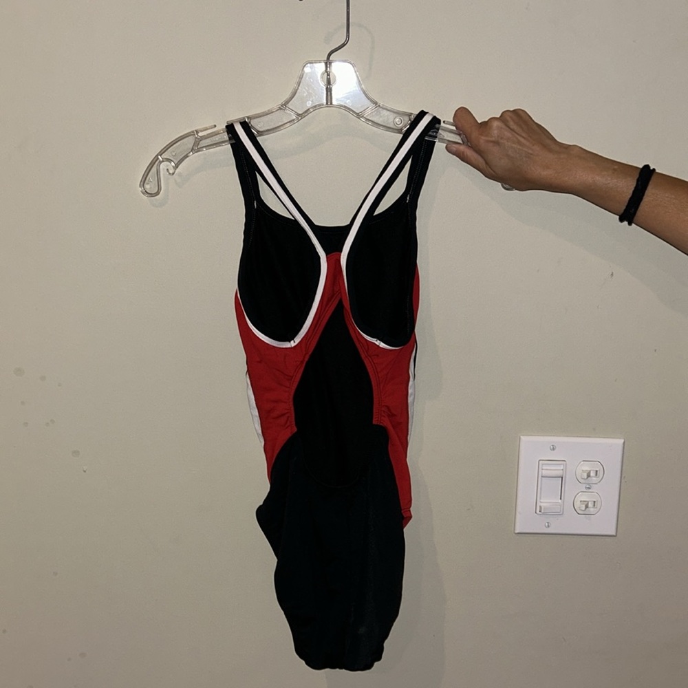 Bathing suit - Picture 2 of 3